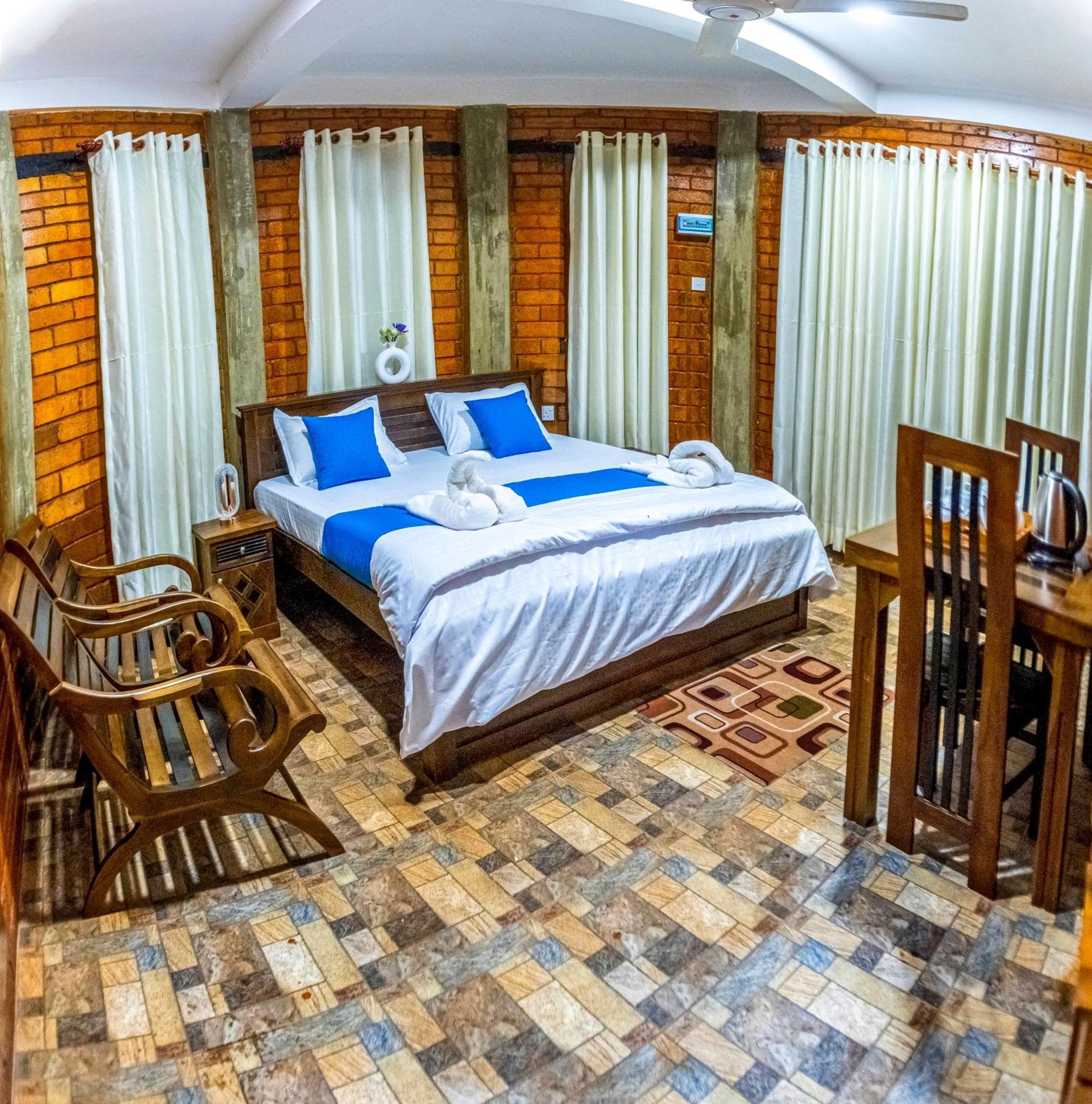 Jays Place Matale Kawudupelella Bagian luar foto